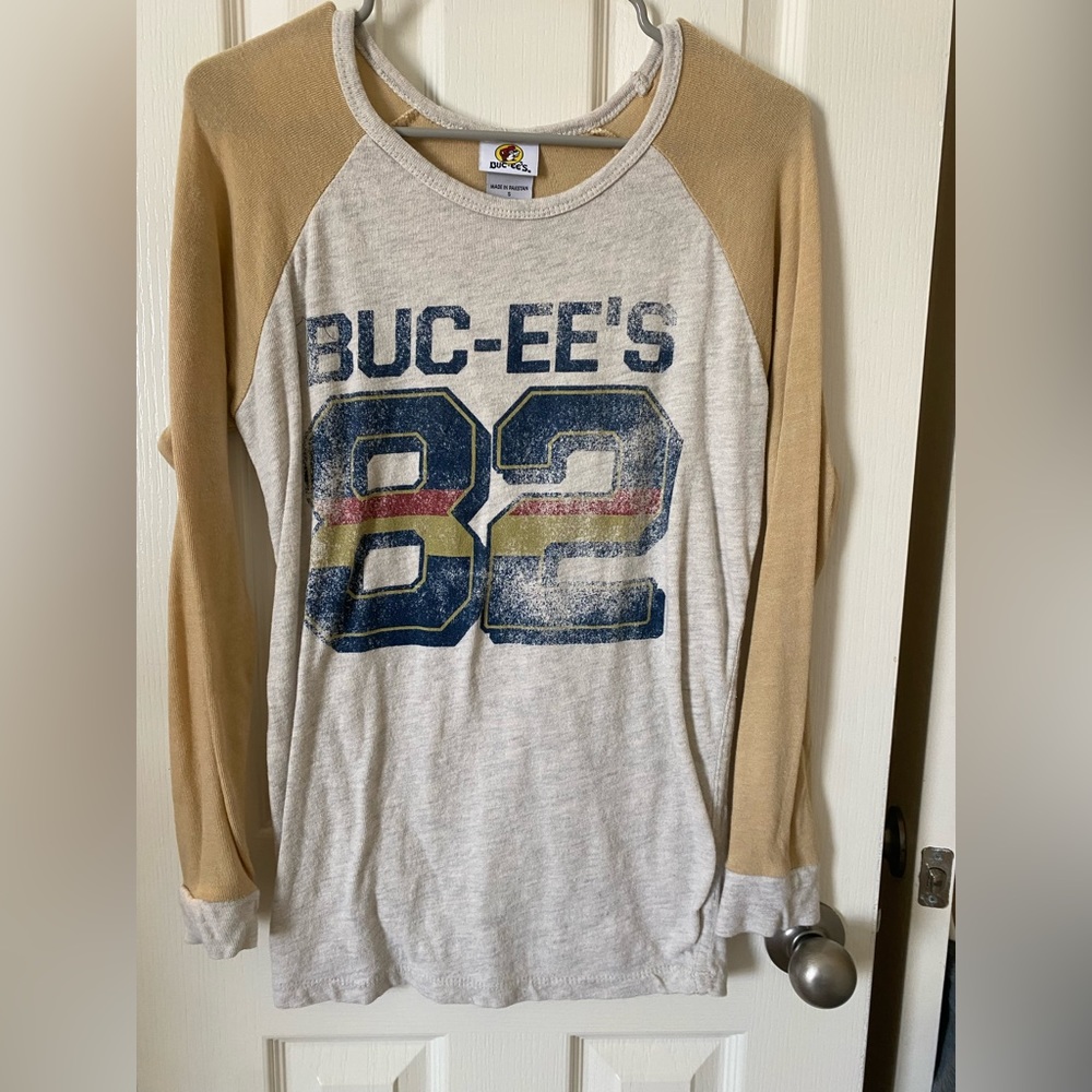 BUC-EE’s Long sleeve t shirt